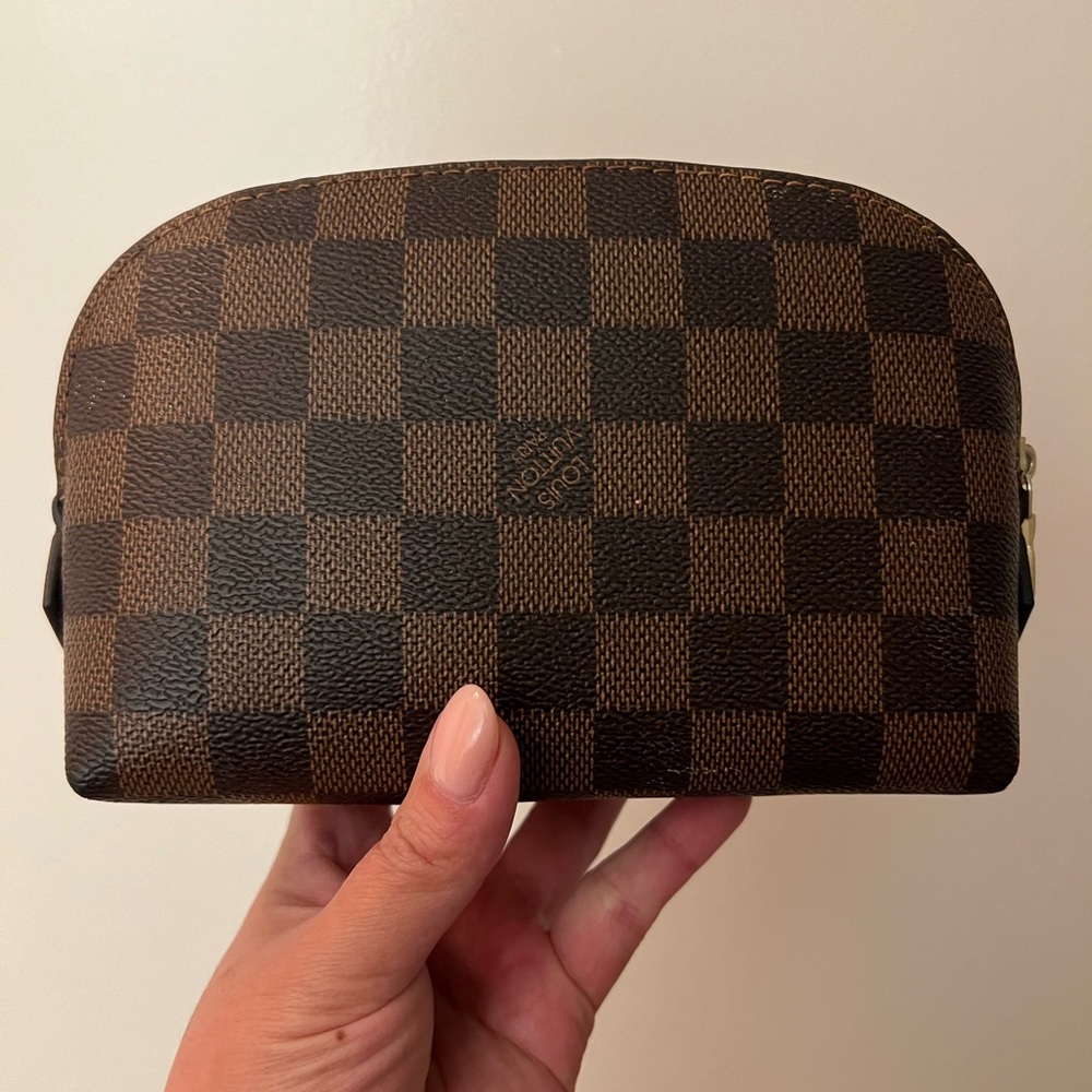 Louis Vuitton Damier Ebene Pouch